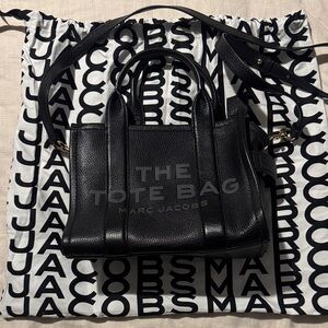 Marc Jacobs The Tote Bag